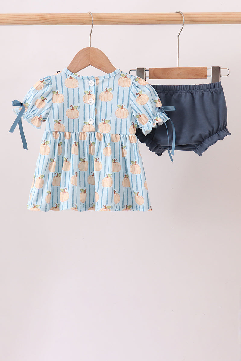 Gray Pumpkin Ruffle Shorts Set