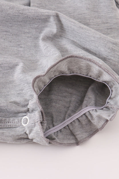 Grey Mississippi embroidery bubble