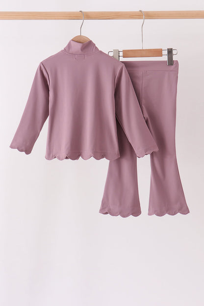 Dusty plum scallped zipper active set