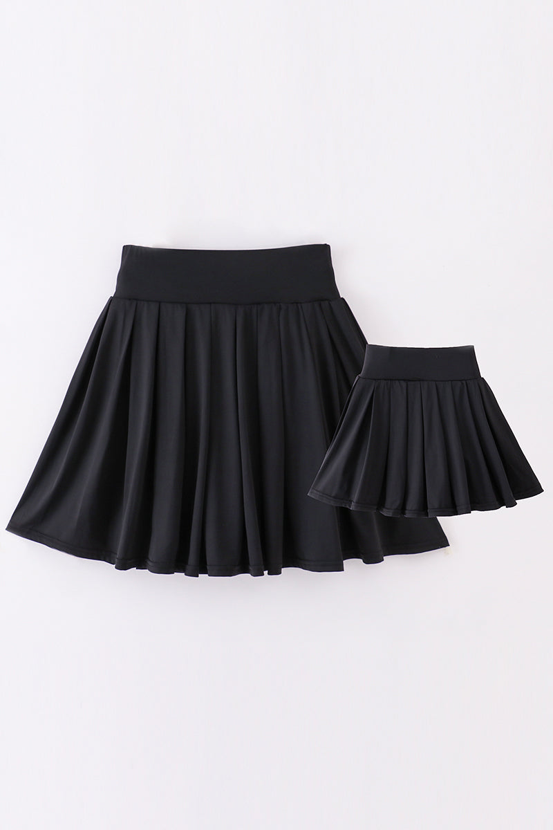 Black Pleats active mom&me skorts