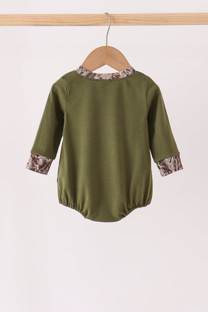 Forest camouflage turkey applique bubble